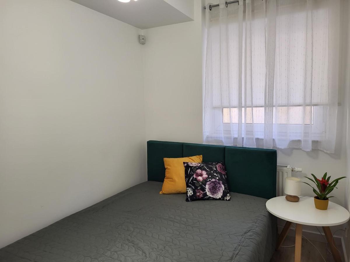 Apartament Z Widokiem-Blizej Zdroju Polanica-Zdroj Exterior photo